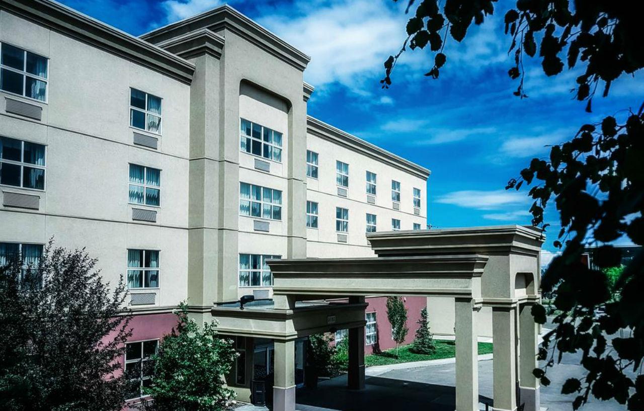 Hampton Inn & Suites By Hilton Edmonton International Airport Leduc Exterior photo